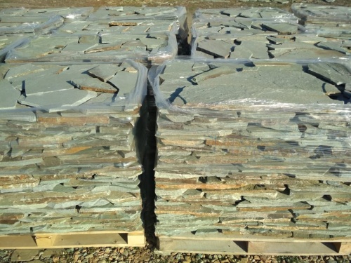 Плитняк златолит зелёный для цоколя, отмостки купить в Когалыме