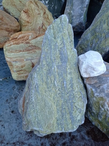 Златолит жёлтый, жёлто-зелёный глыбки и валуны для ланшафтного дизайна купить в Когалыме