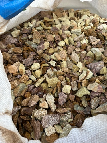 Златолит персиковый декоративная каменная крошка купить в Когалыме