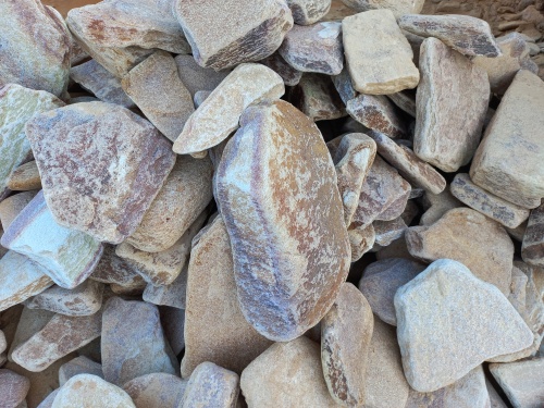 Златолит жёлтый, жёлто-зелёный глыбки и валуны для ланшафтного дизайна купить в Когалыме