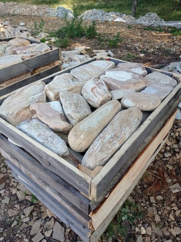 Златолит жёлтый, жёлто-зелёный глыбки и валуны для ланшафтного дизайна купить в Когалыме