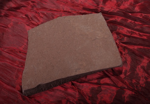 Плитняк лемезит бордовый для цоколя 1,5-2 см купить в Когалыме