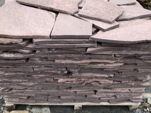 Плитняк лемезит бордовый для облицовки цоколя 20-25 мм  купить в Когалыме